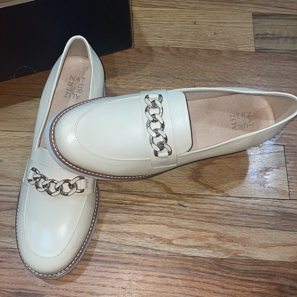 NEW Naturalizer Women Desi Chain Platform Lug Sole Heeled Loafer Taupe 11 W Wide - Picture 9 of 17